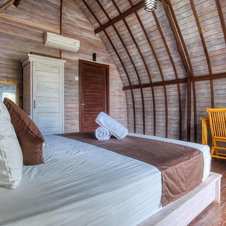 Megaland Bungalow Batununggul Екстер'єр фото