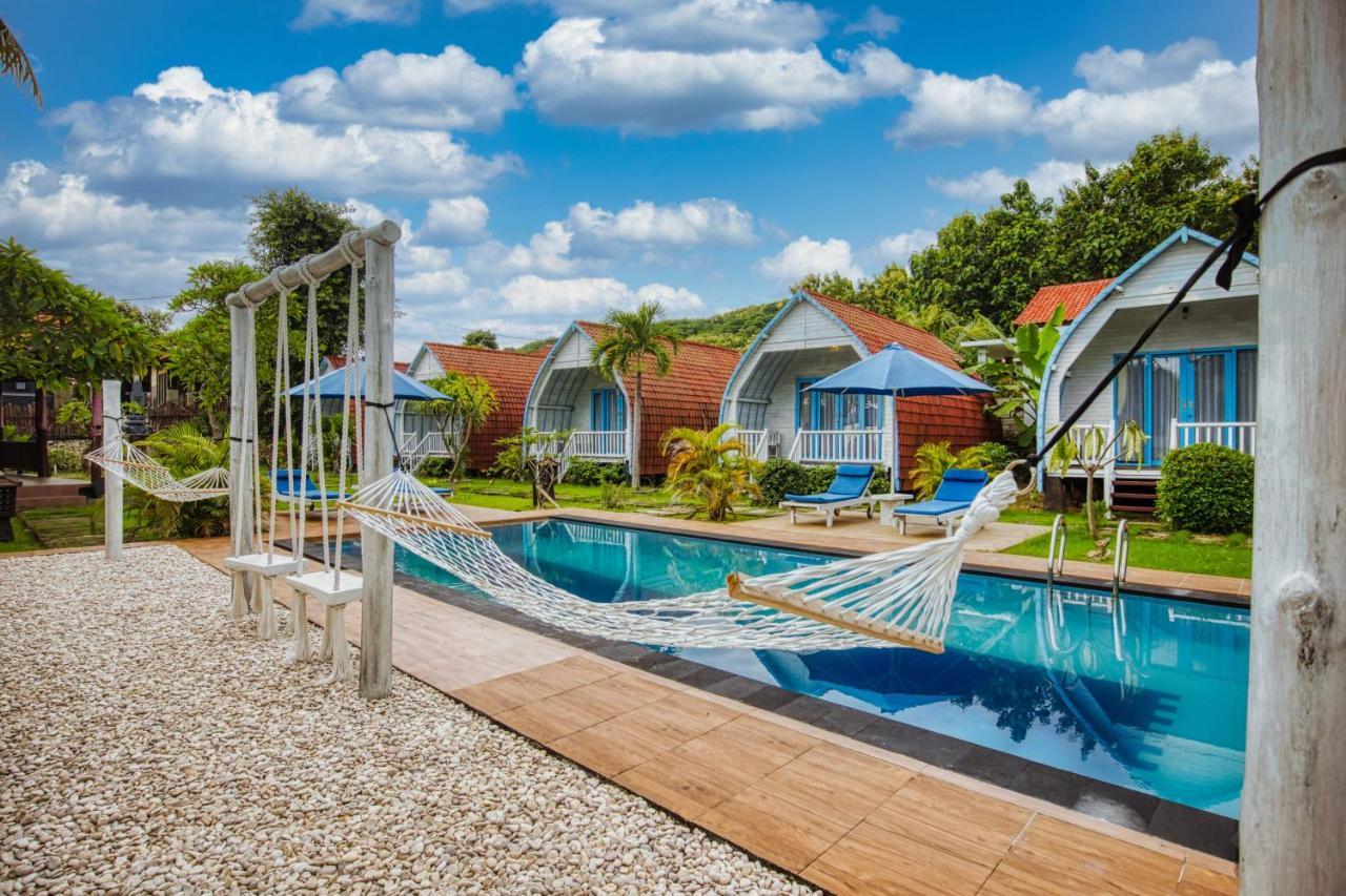 Megaland Bungalow Batununggul Екстер'єр фото