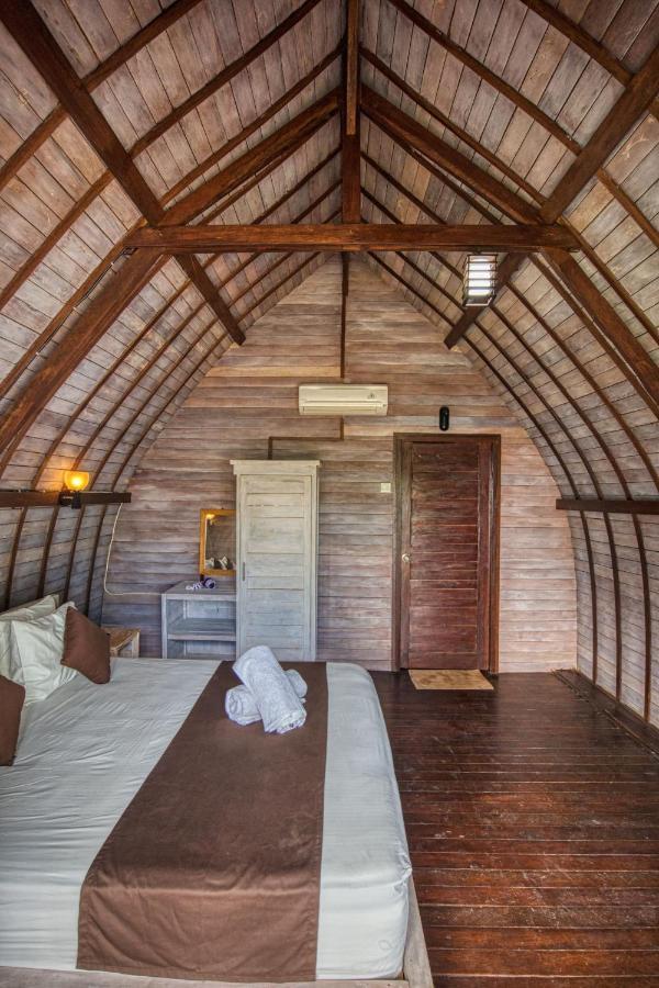 Megaland Bungalow Batununggul Екстер'єр фото